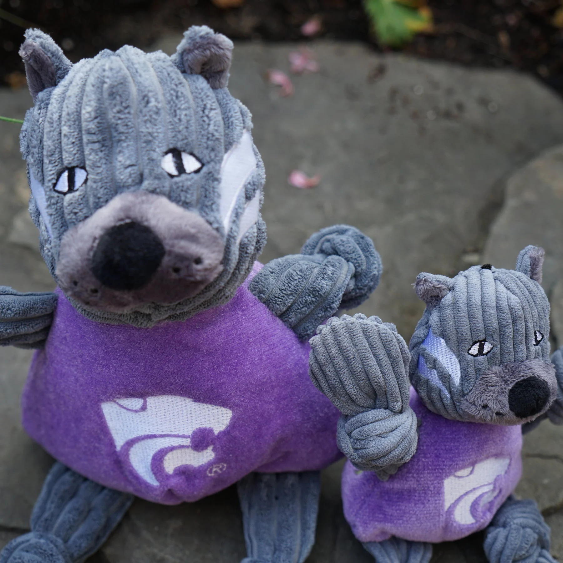 NCAA Kansas State University, Willie the Wildcat Knottie® Plush Dog Toy - Image 7