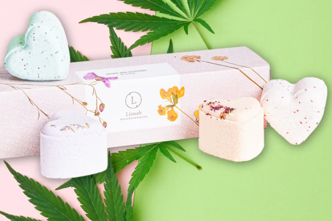Valentine's Bath Bombs with CBD - 5 Hearts Shaped with CBD - in a Gift Box (THC free)