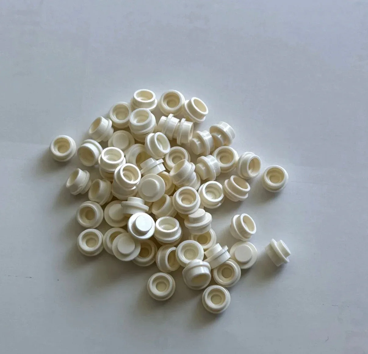 White 4073 1x1 Round Plate Brick – Choose Quantity – LEGO® Compatible Bulk Lot - Image 4